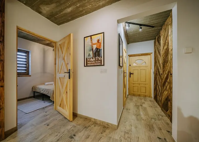 Wierch Glodowski 25d By Homeprime דירה בוקוווינה טטז'אנסקה