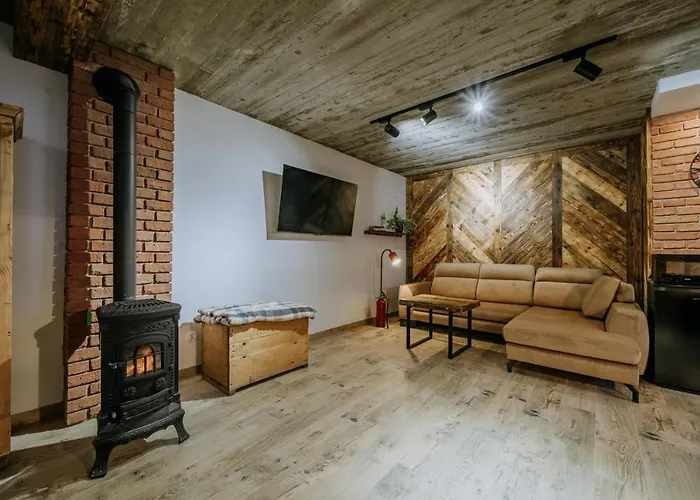 Wierch Glodowski 25d By Homeprime דירה בוקוווינה טטז'אנסקה