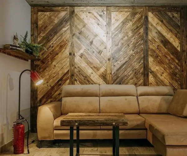 Wierch Glodowski 25d By Homeprime דירה בוקוווינה טטז'אנסקה